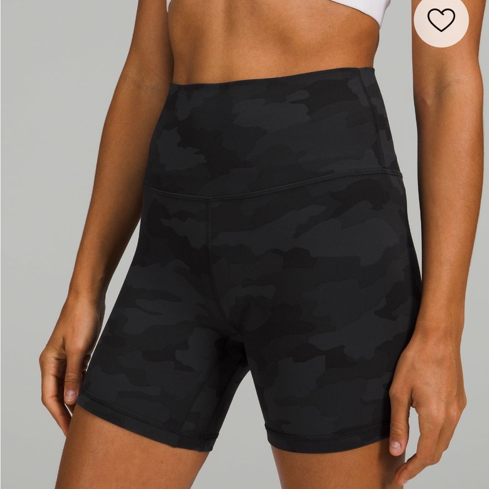 Lululemon Align 5in shorts